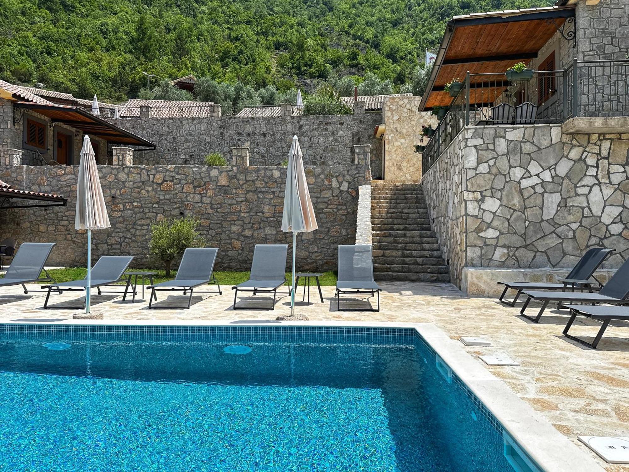 Eco Villas Merak Вирпазар Экстерьер фото